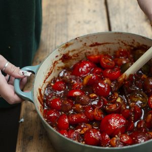 Fermented Tomate Ketch up the talbe in a pan