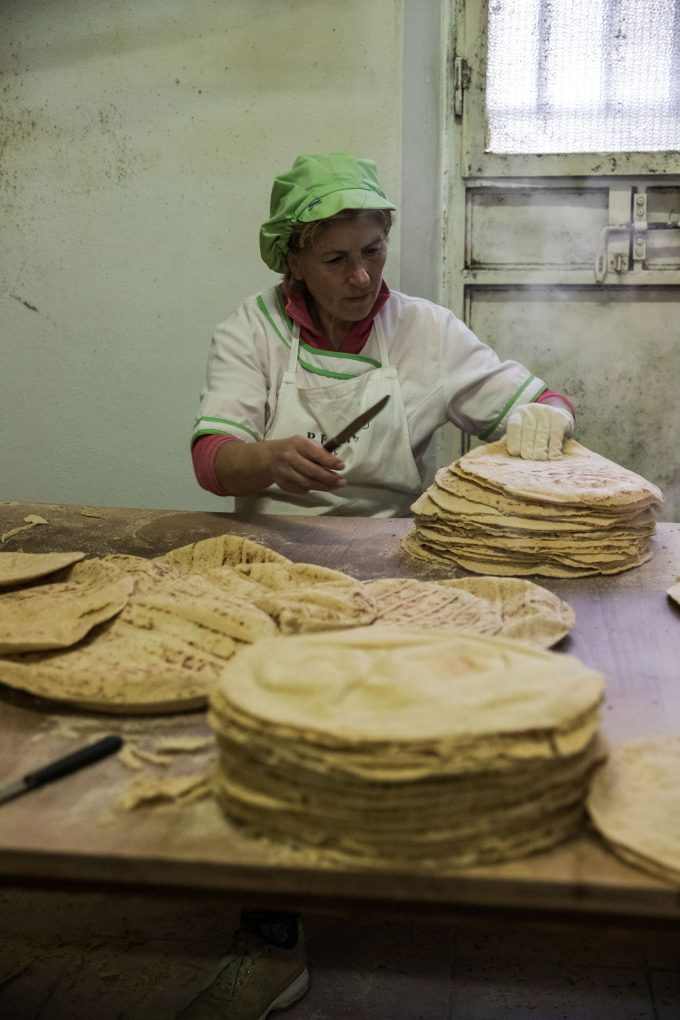 Bread and healthy ageing: whole grains, fermentation, and longevity